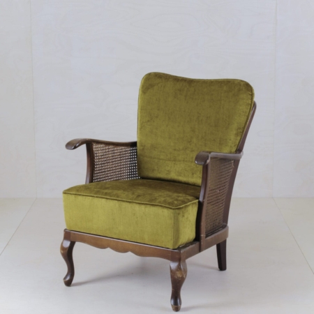 Stylish vintage furniture for rent