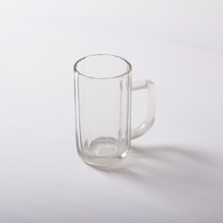 Beer Tankard Ambrosio 0.4l | Our beer tankards made of glass with calibration mark are from the 1950s and extremely robust. We also rent the beer tankards in large quantities and offer the jug Ambrosio additionaly in size 0.2l. | gotvintage Rental & Event Design