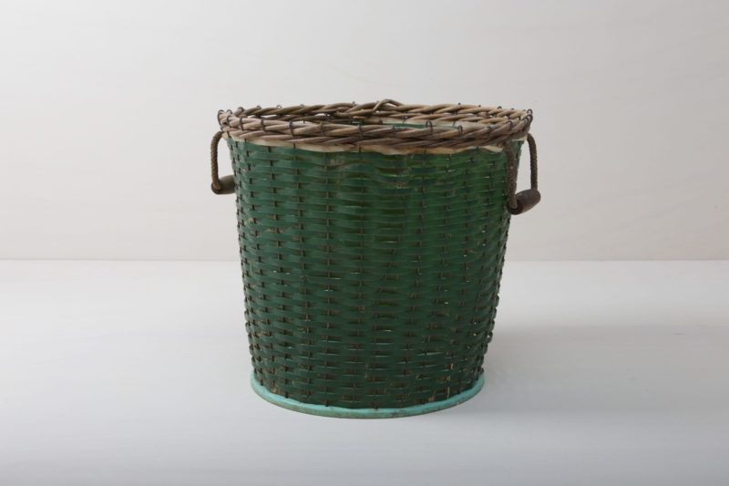 green basket, rattan, product presentations, exhibition stand, event styling, flower decoration