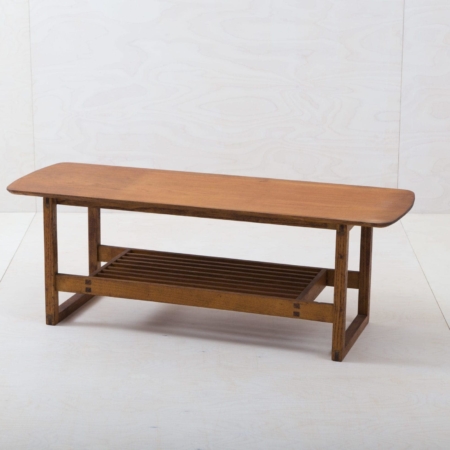 Wooden Bench Tamas | Tamas is an elegant, small, vintage bench. Wooden bench Tamas is not only suitable as a seating bench, but can also be used wonderfully for product placement or for decorating. | gotvintage Rental & Event Design