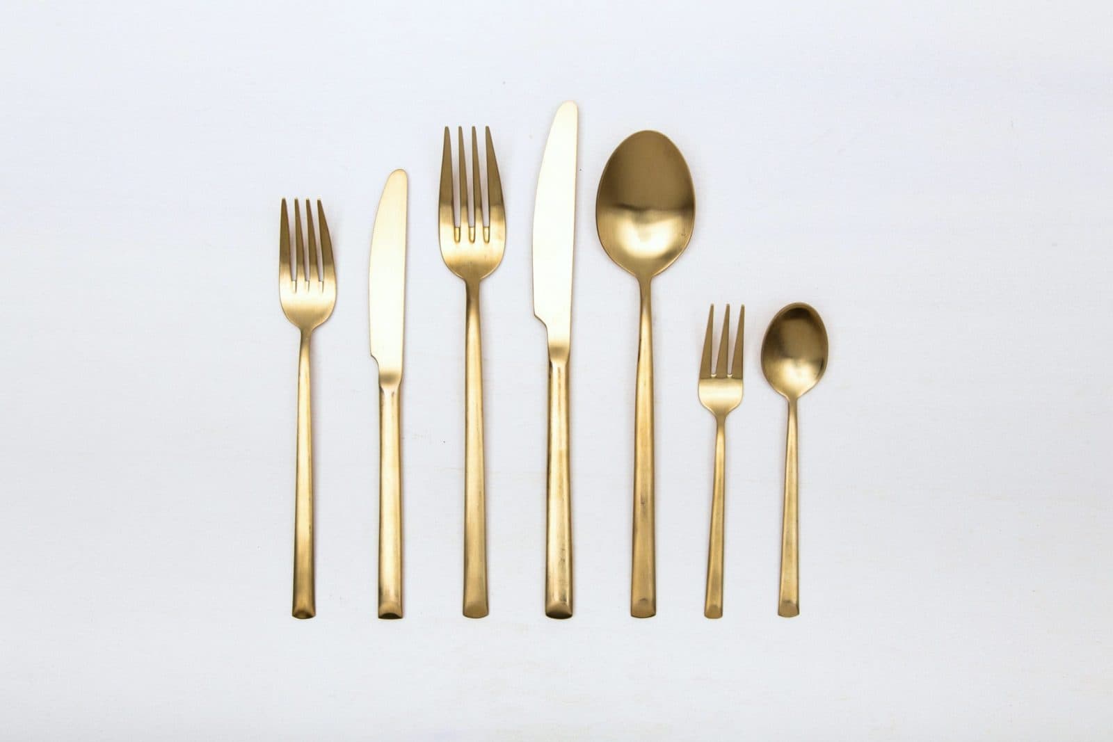 Cutlery Set Ines Gold Matte 7pieces gotvintage Rental & Event Design