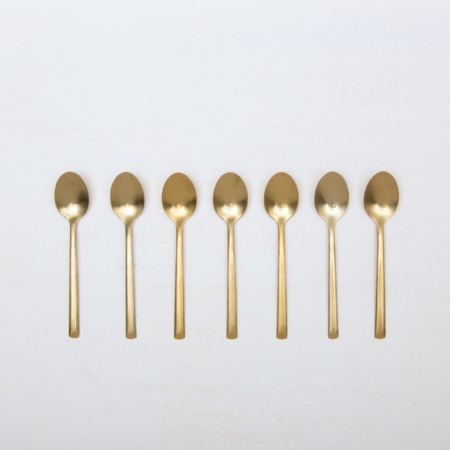 Espresso Spoon Ines Cutlery Gold Matt | With the cutlery series Ines we rent out wonderful, matt-gold stainless steel cutlery. The cutlery has a wonderful haptic and looks equally good for different types of events. Whether on a colourful table setting combined with strong colours, an elegant, minimalistic wedding or a stylish business dinner - our matt gold cutlery Ines is an excellent choice for your event.Hire the espresso spoon Ines in addition to the golden cutlery sets to impress your guests .Matching the matt gold coffee spoon Ines we also offer cutlery for starters, main course, dessert, bread plates with gold rim and vintage tableware for rent. | gotvintage Rental & Event Design