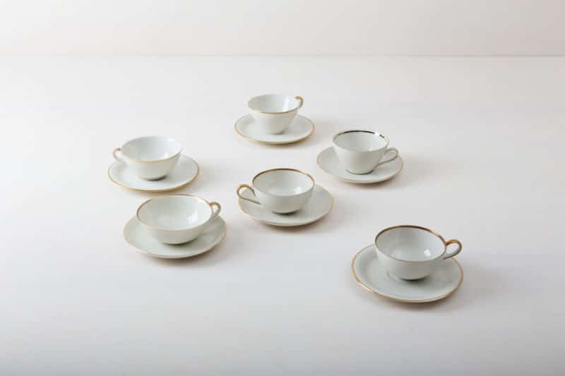Rent cups and saucers with gold rim, tableware rental Berlin, Hamburg, Munich, Cologne, Dusseldorf