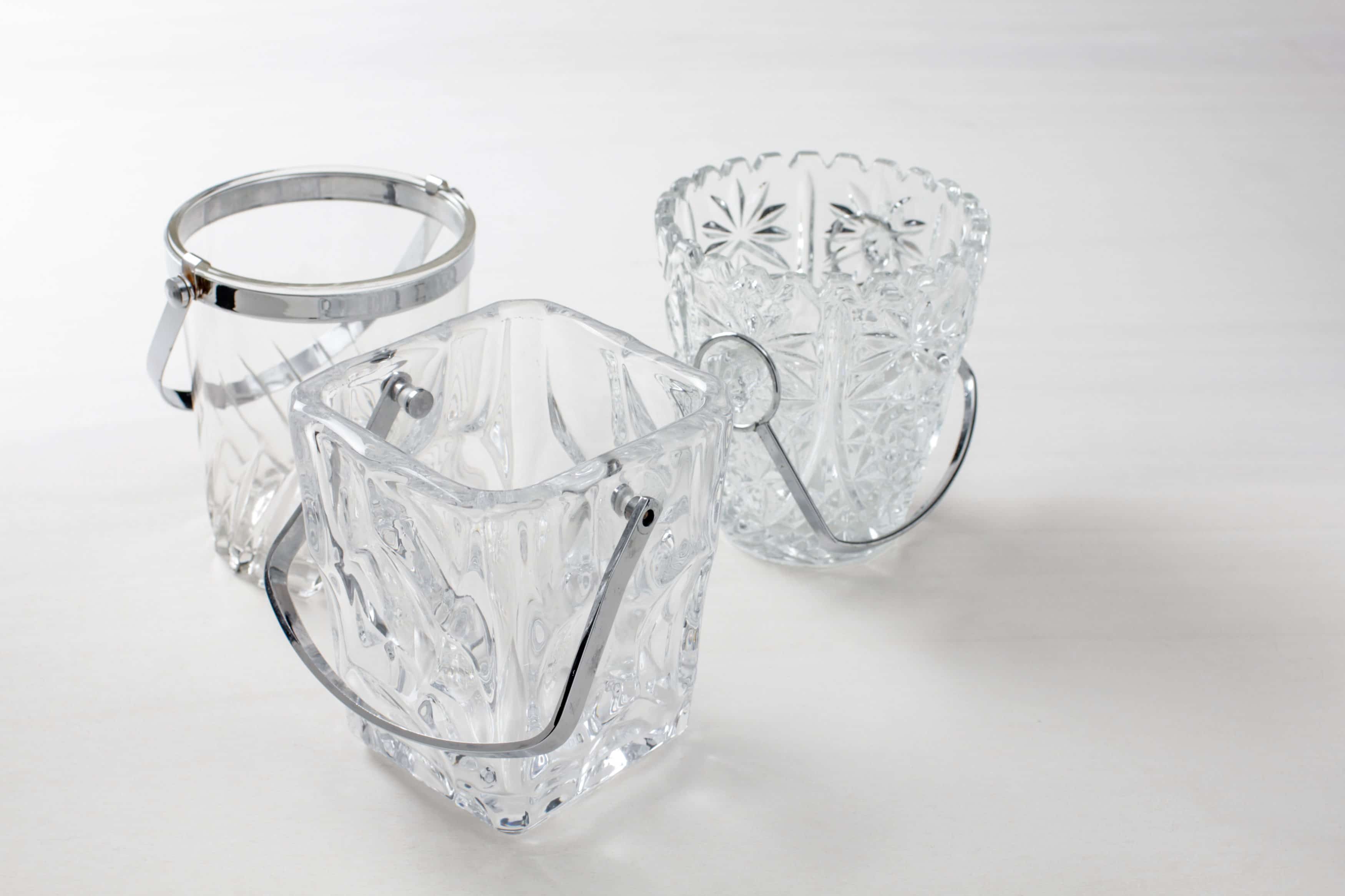 Silberner Glas Eiswürfelbehälter zu mieten
