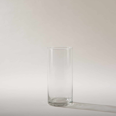 Glass Vase Bacoya Glass Cylinder Ø9 H19 cm | Glass vase Bacoya is quite simply and elegant. This simple glass cylinder sets bouquets of flowers well in scene and does not steal the show off the colourful flowers. Whether summer garden party or elegant winter wedding glass vase Bacoya fits to many events and colors.You can rent the glass cylinder, with a diameter of 9 cm and a height of 19 cm, with a candle as well as a lantern for your exterior event.Combined with the different sized cylindrical of the glass vase Bacoya series, you will get a unique table setting for your event. | gotvintage Rental & Event Design