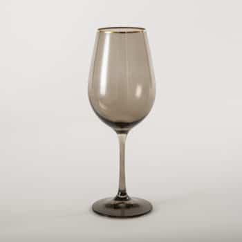 Wine Glass Acadia Smoked Gold Rim 45cl | We rent out the red wine glass Acadia Smoke, a wine glass with a golden rim and a smoked glass look. Whether for an elegant dinner party, a festive reception or a minimalist wedding - red wine glass Acadia Smoke is definitely the colored glass for your event.You can rent further colored glasses of the Acadia series with smoked glass effect and gold rim to match the red wine glass. The complete Acadia Smoke series includes water tumbler, white wine glass and champagne coupe. | gotvintage Rental & Event Design