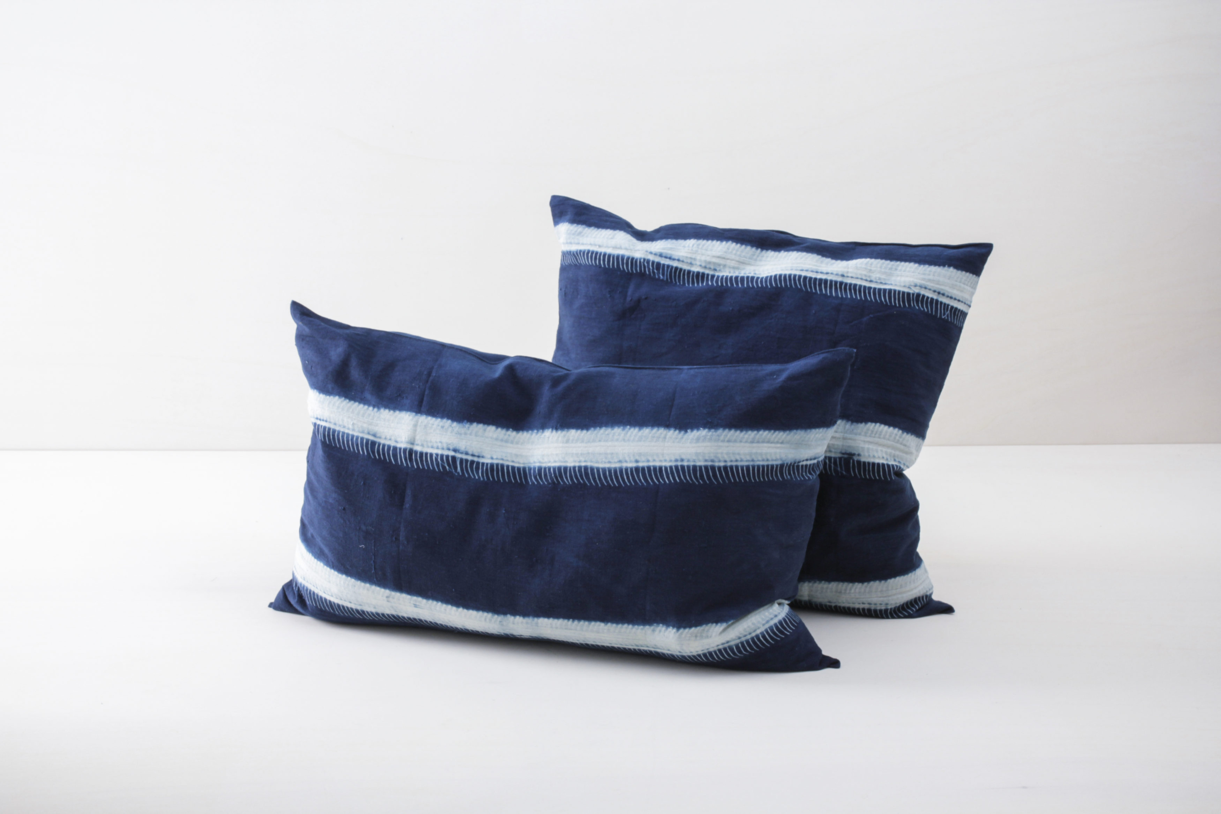  | The Walter cotton pillows are from Guinea. The pillows are hand woven, hand dyed in indigo blue and rectangular. The Indigo pillows are perfect for decorating lounge, picnic and garden parties.We also rent out other pillows, blankets and mattresses to match the Walter pillows. | 